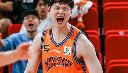 上海队注册18人：王哲林续约3年顶薪 张镇麟加盟李添荣刘礼嘉续约